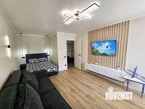 1-к квартира, посуточно, 35м2, 6/9 этаж