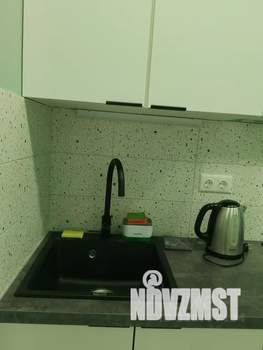 Студия квартира, посуточно, 23м2, 1/10 этаж