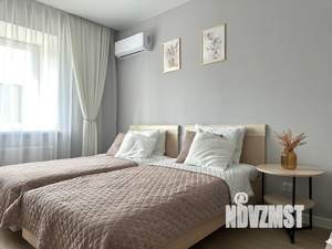 1-к квартира, посуточно, 40м2, 5/10 этаж