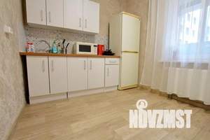 1-к квартира, посуточно, 40м2, 7/14 этаж