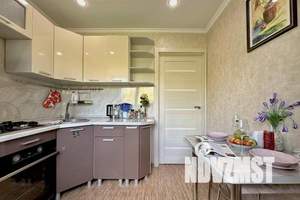 2-к квартира, посуточно, 48м2, 4/4 этаж