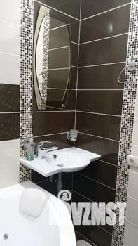 Студия квартира, посуточно, 40м2, 1/4 этаж