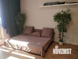 Студия квартира, посуточно, 37м2, 5/18 этаж