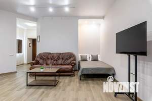 Студия квартира, посуточно, 45м2, 1/2 этаж