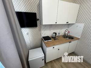 Студия квартира, посуточно, 14м2, 2/5 этаж