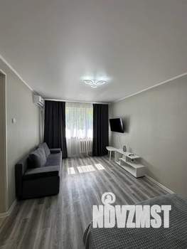 1-к квартира, посуточно, 29м2, 3/5 этаж