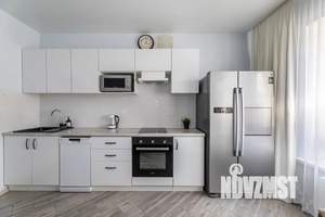 1-к квартира, посуточно, 38м2, 2/10 этаж