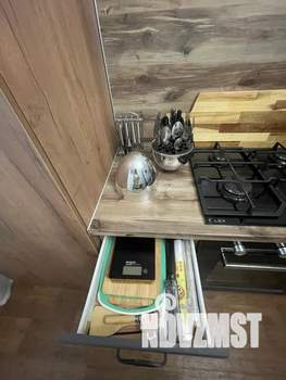 1-к квартира, посуточно, 40м2, 1/10 этаж