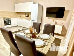 Студия квартира, посуточно, 45м2, 10/22 этаж