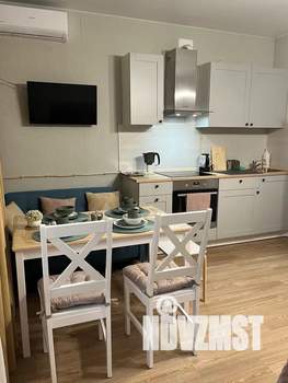 Студия квартира, посуточно, 28м2, 1/9 этаж