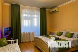 3-к квартира, посуточно, 105м2, 3/6 этаж