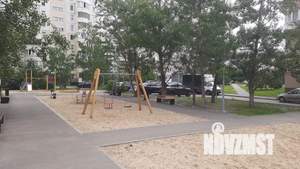 1-к квартира, посуточно, 36м2, 4/10 этаж