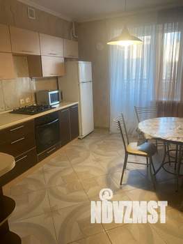 1-к квартира, посуточно, 42м2, 2/6 этаж