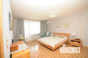 3-к квартира, посуточно, 80м2, 6/9 этаж