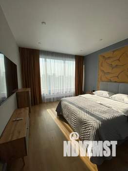 1-к квартира, посуточно, 42м2, 8/25 этаж