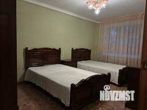 3-к квартира, посуточно, 56м2, 1/5 этаж