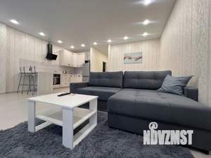 1-к квартира, посуточно, 53м2, 1/1 этаж