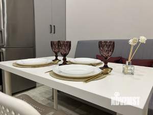 Студия квартира, посуточно, 25м2, 1/20 этаж