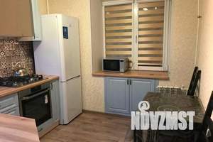 1-к квартира, посуточно, 35м2, 3/5 этаж