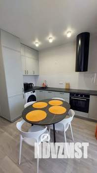 Студия квартира, посуточно, 29м2, 11/22 этаж