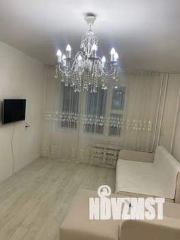 1-к квартира, посуточно, 38м2, 1/10 этаж