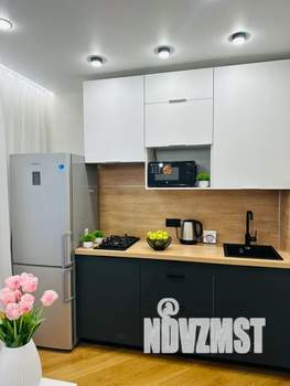 1-к квартира, посуточно, 39м2, 10/10 этаж