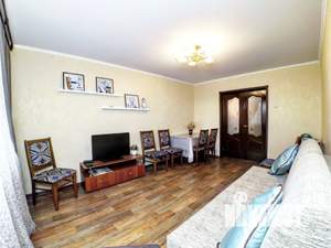 3-к квартира, посуточно, 57м2, 3/5 этаж