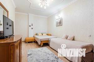 3-к квартира, посуточно, 120м2, 1/5 этаж