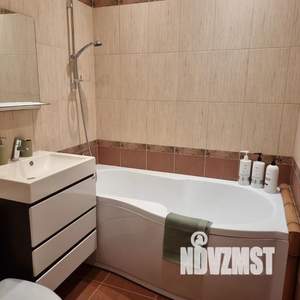 2-к квартира, посуточно, 80м2, 5/10 этаж