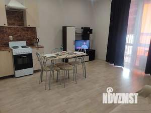 Студия квартира, посуточно, 30м2, 3/19 этаж