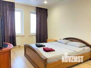 3-к квартира, посуточно, 95м2, 1/1 этаж