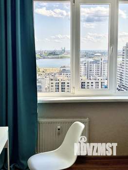 1-к квартира, посуточно, 35м2, 18/18 этаж