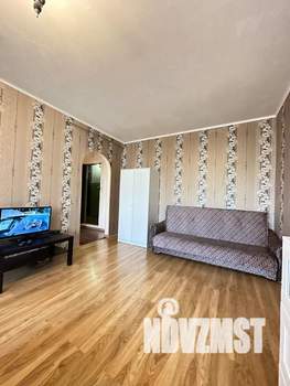 1-к квартира, посуточно, 39м2, 6/10 этаж