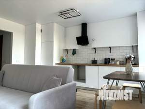 Студия квартира, посуточно, 33м2, 12/25 этаж