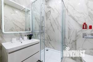 Студия квартира, посуточно, 38м2, 13/21 этаж