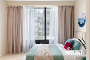 Студия квартира, посуточно, 42м2, 5/26 этаж