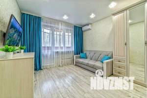 1-к квартира, посуточно, 42м2, 2/10 этаж