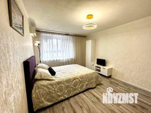 1-к квартира, посуточно, 40м2, 8/10 этаж