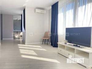 3-к квартира, на длительный срок, 90м2, 3/25 этаж