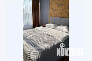 1-к квартира, посуточно, 42м2, 8/25 этаж