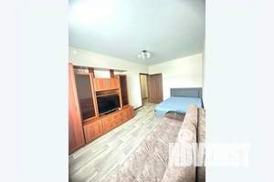 1-к квартира, посуточно, 40м2, 8/19 этаж