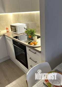 1-к квартира, посуточно, 49м2, 3/20 этаж