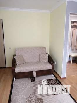 Студия квартира, посуточно, 33м2, 1/5 этаж