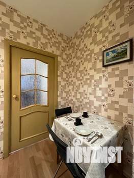 1-к квартира, посуточно, 32м2, 15/16 этаж