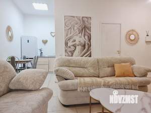 2-к квартира, посуточно, 60м2, 1/1 этаж