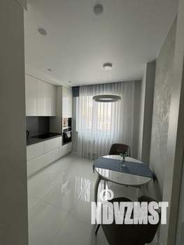 2-к квартира, посуточно, 54м2, 13/17 этаж