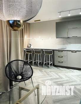 Студия квартира, посуточно, 36м2, 13/25 этаж