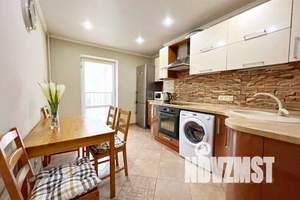 2-к квартира, посуточно, 55м2, 9/18 этаж