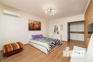 1-к квартира, посуточно, 40м2, 1/1 этаж