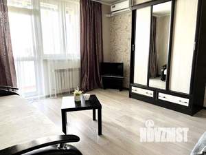 1-к квартира, посуточно, 50м2, 1/1 этаж